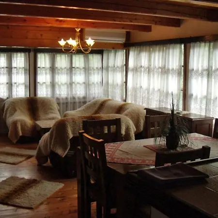 게스트하우스 The Well House