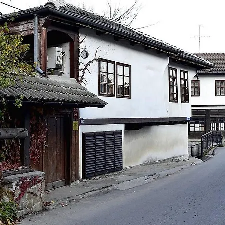 The Well House 게스트하우스 2*